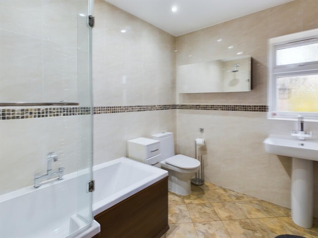 CAM02854G0-PR0306...