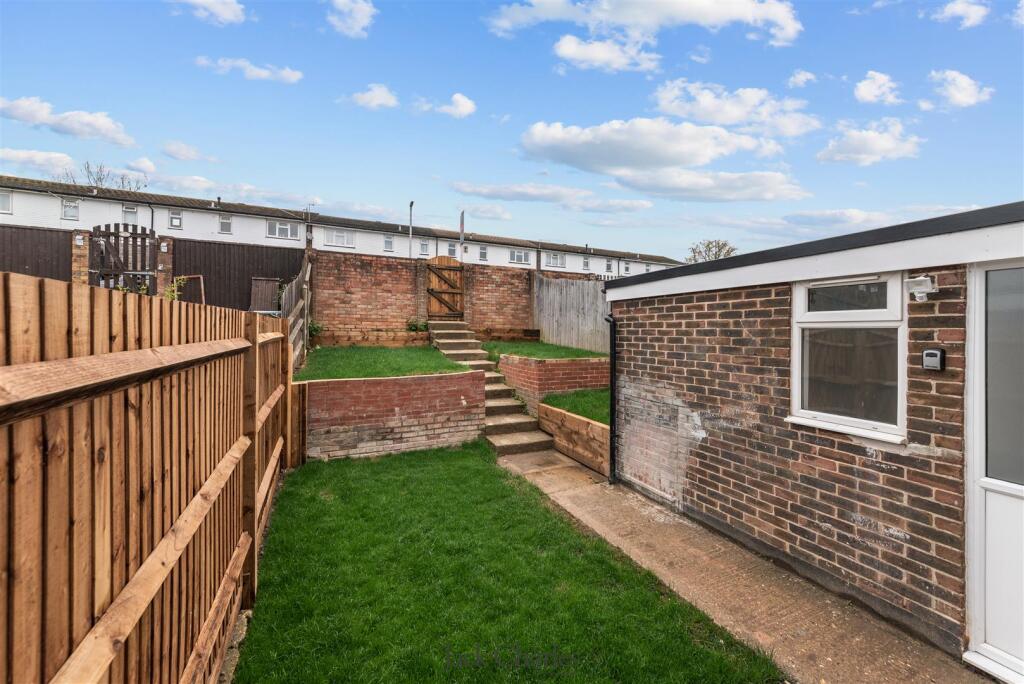 3 Thames Road _-23.jpg