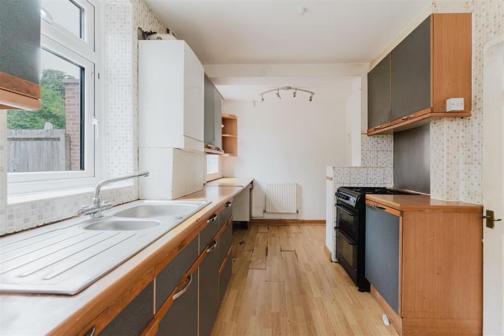 146 Westcott Kitch.jpg