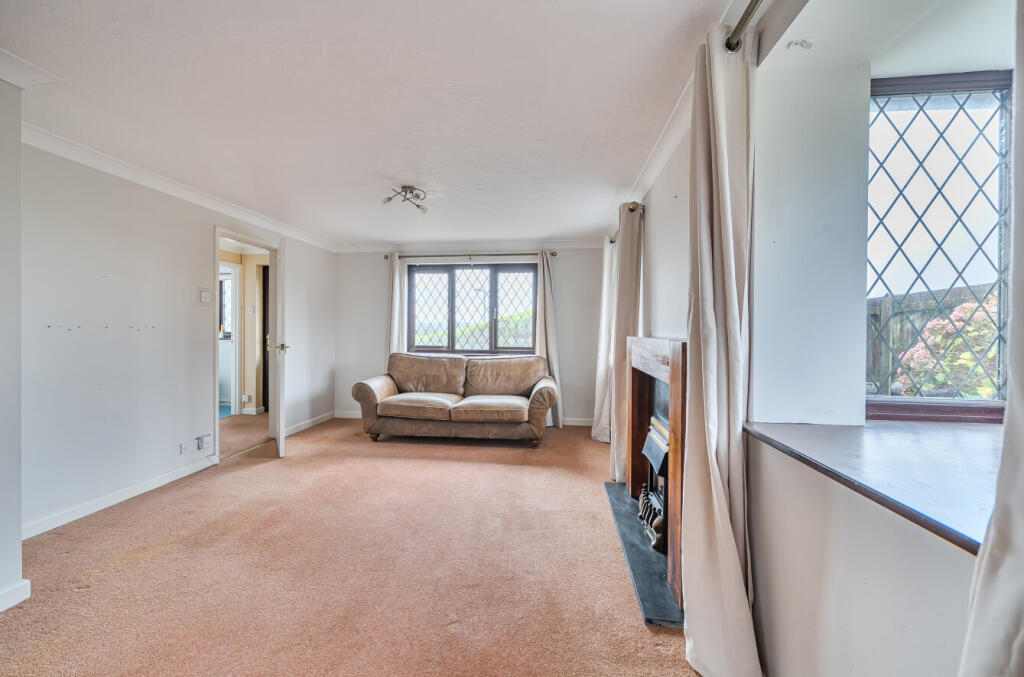 1381553-13-691747...