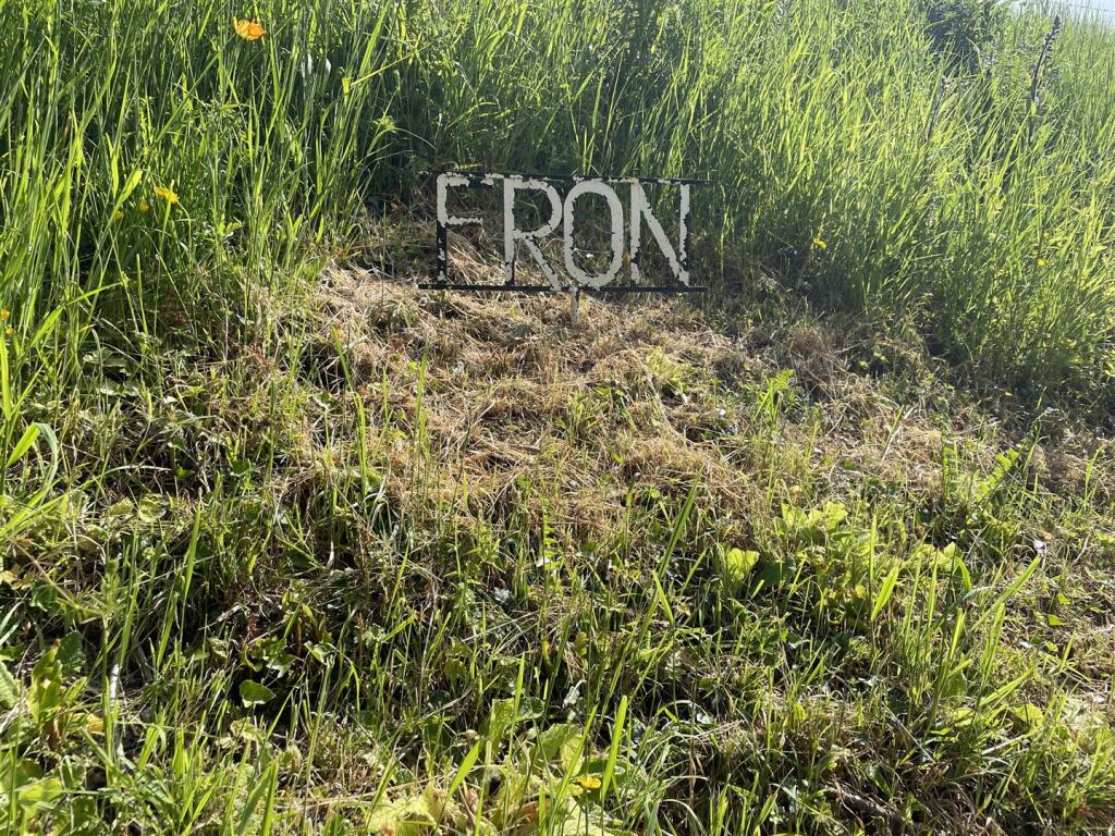 LOT 1 - Guide Price £500,000 to £550,000