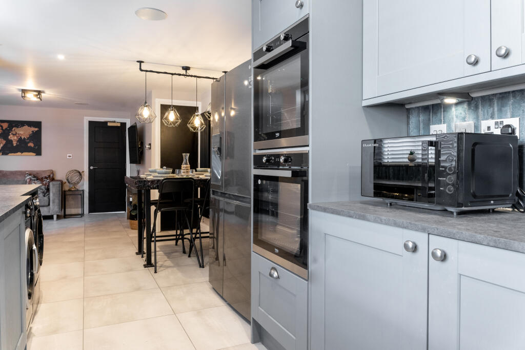 28 Adelaide Rd (24 of 71)