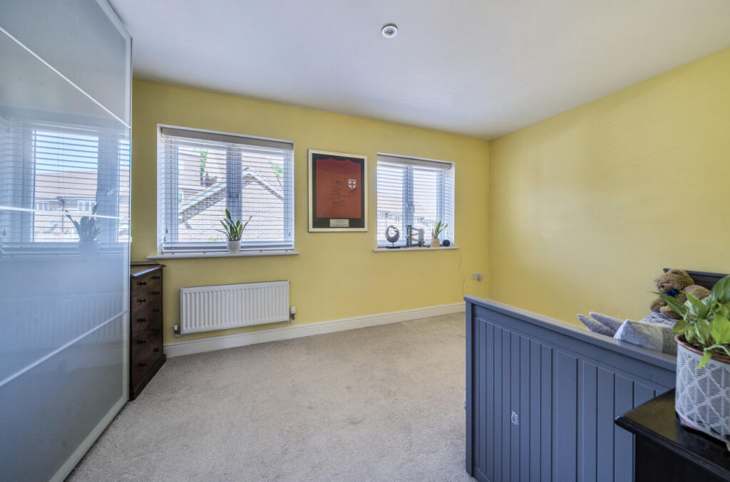 33-6824728c2f1cd-...