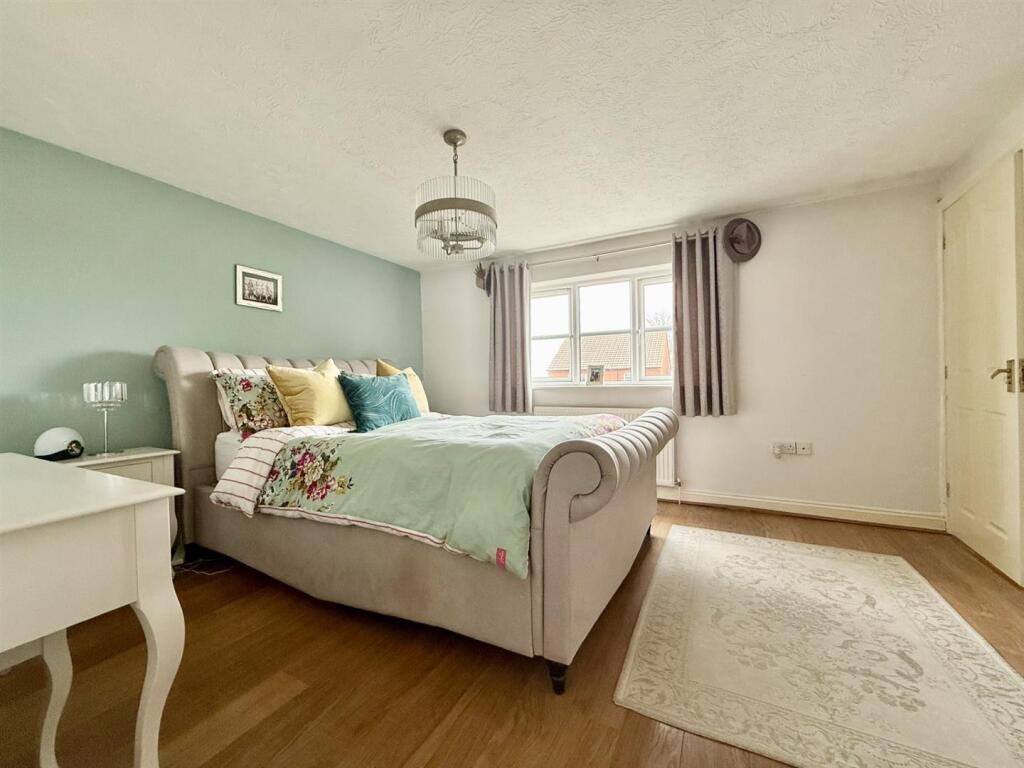 Bedroom1.jpg