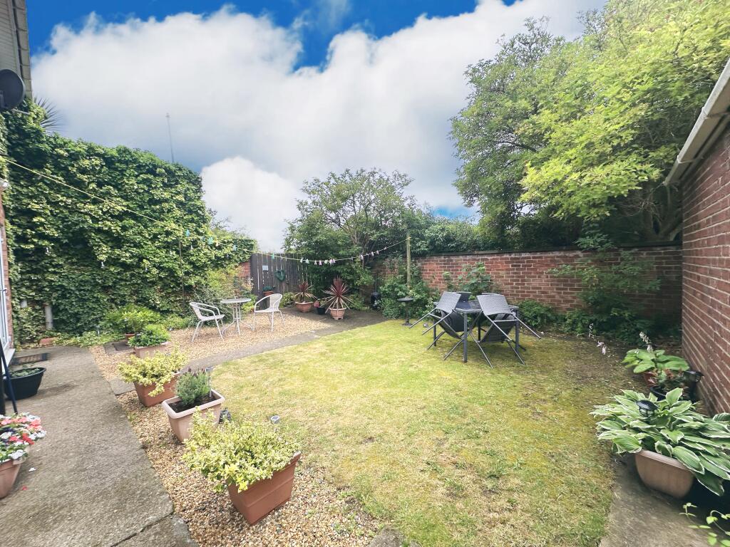 16B2DCAE-F162-4410-8FAD-F78E795E07CB