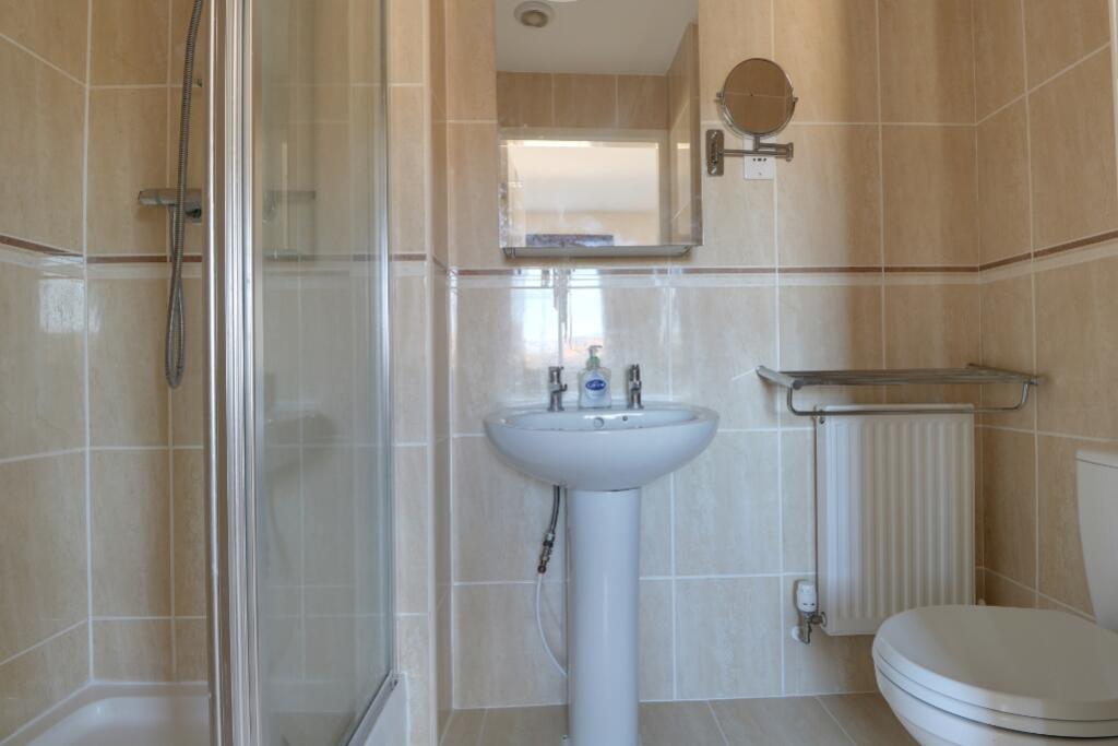 Master Ensuite