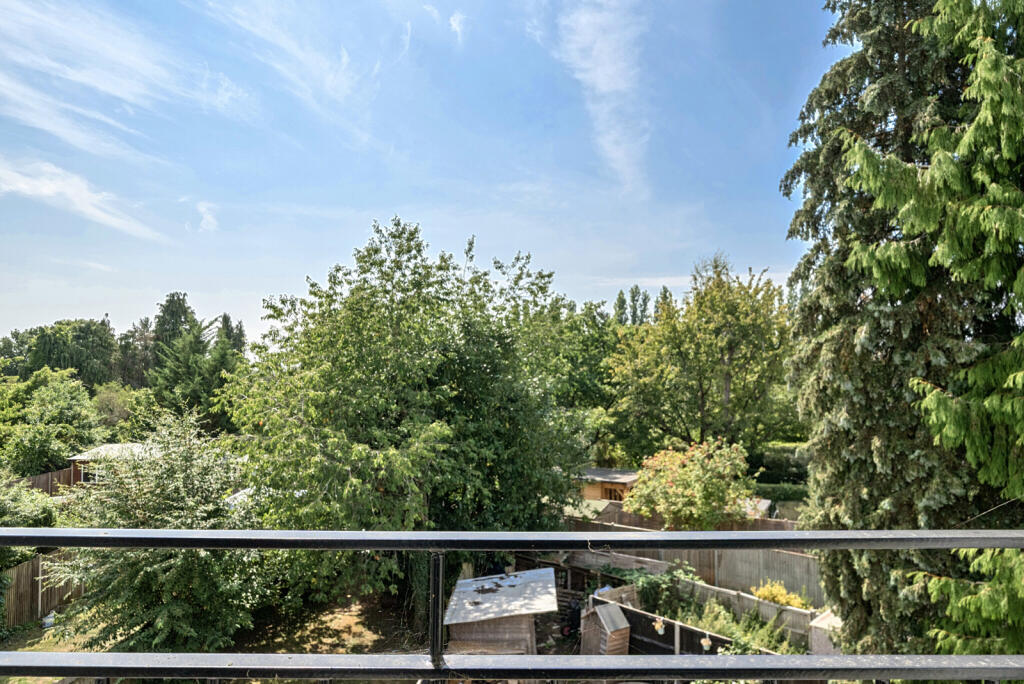 1334816-10-6899fc...