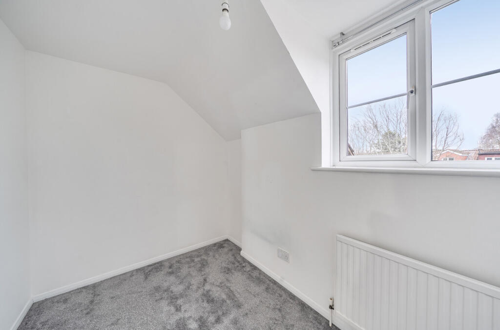 1388731-12-693839...