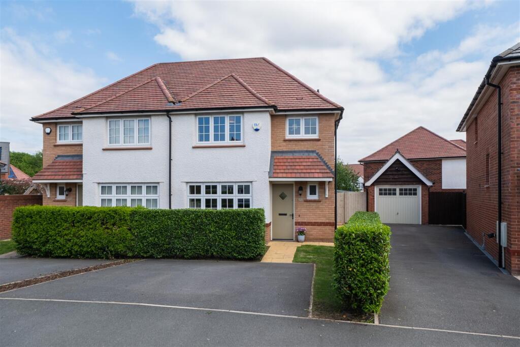 1 Parks Close-037.jpg