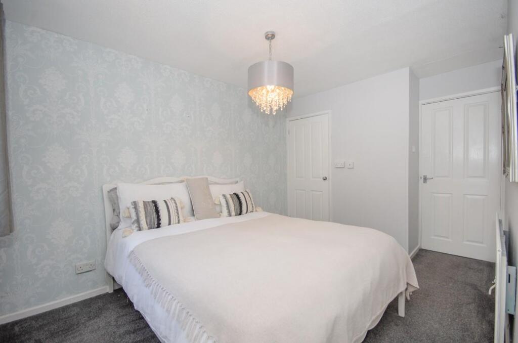 Bedroom one pic 3.jpg