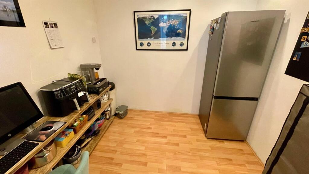 STUDY/STORE/FREEZER ROOM