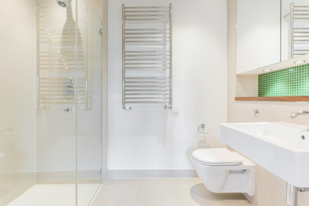 Coolhurst Road, 2...