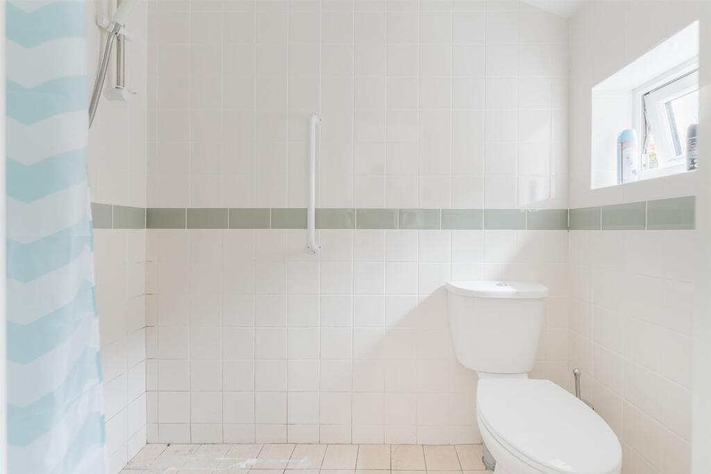 Wet Room.jpg