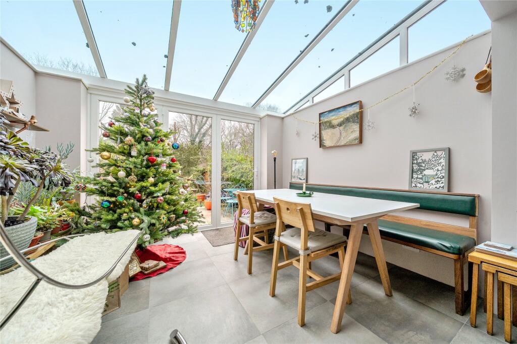 Extended Dining Area