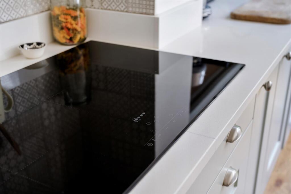 DEVON ROAD,  (30 FROM 48)-40.jpg