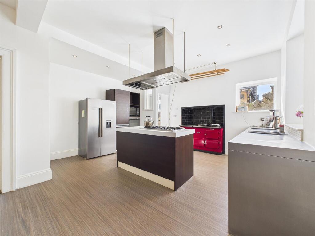 5 - Detached Victorian Villa for Auction, Weston-s