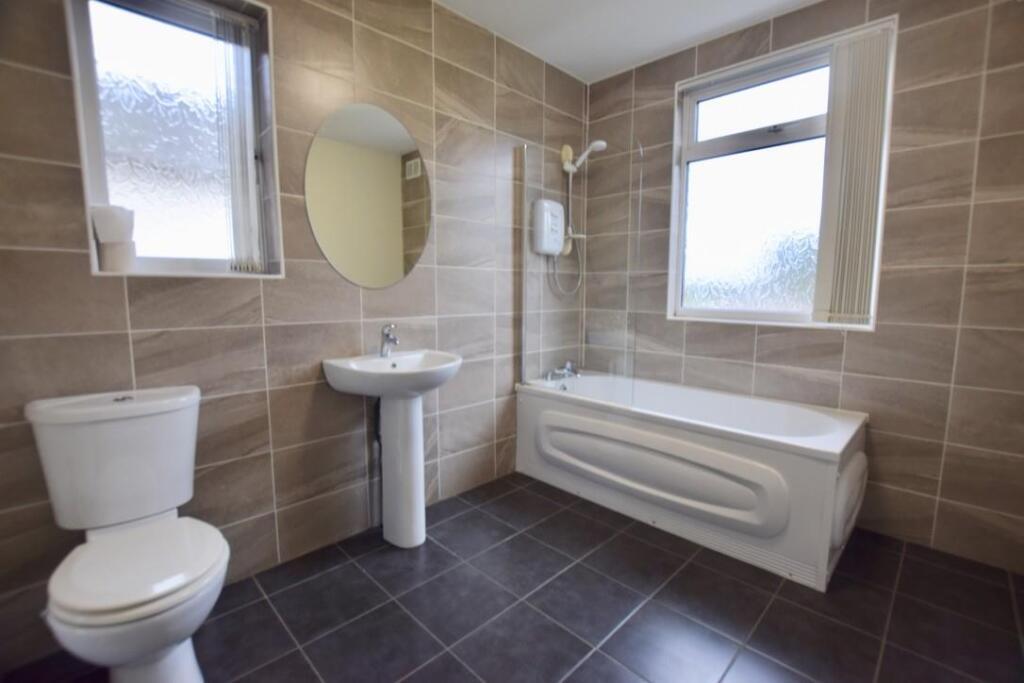 Large Family Bathroom