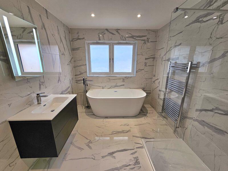 En Suite One