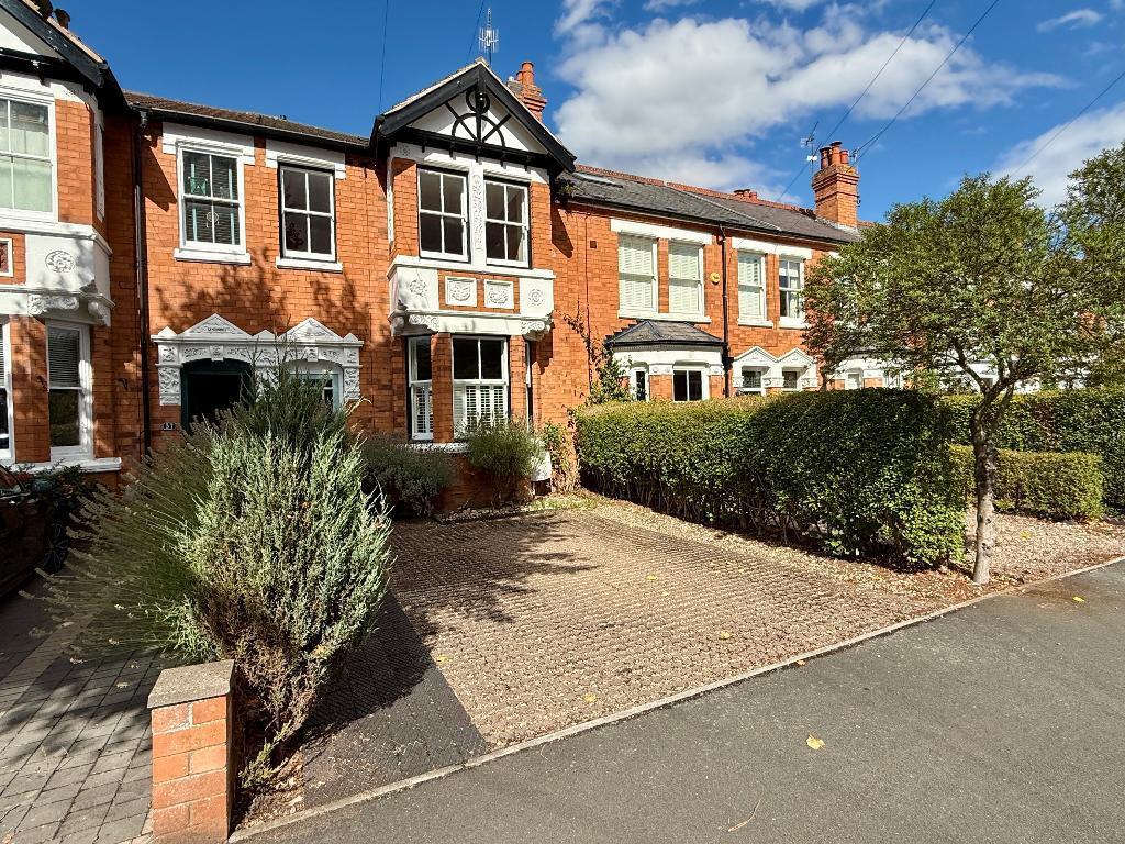 Genuine dropped kerb, parking for 2/3