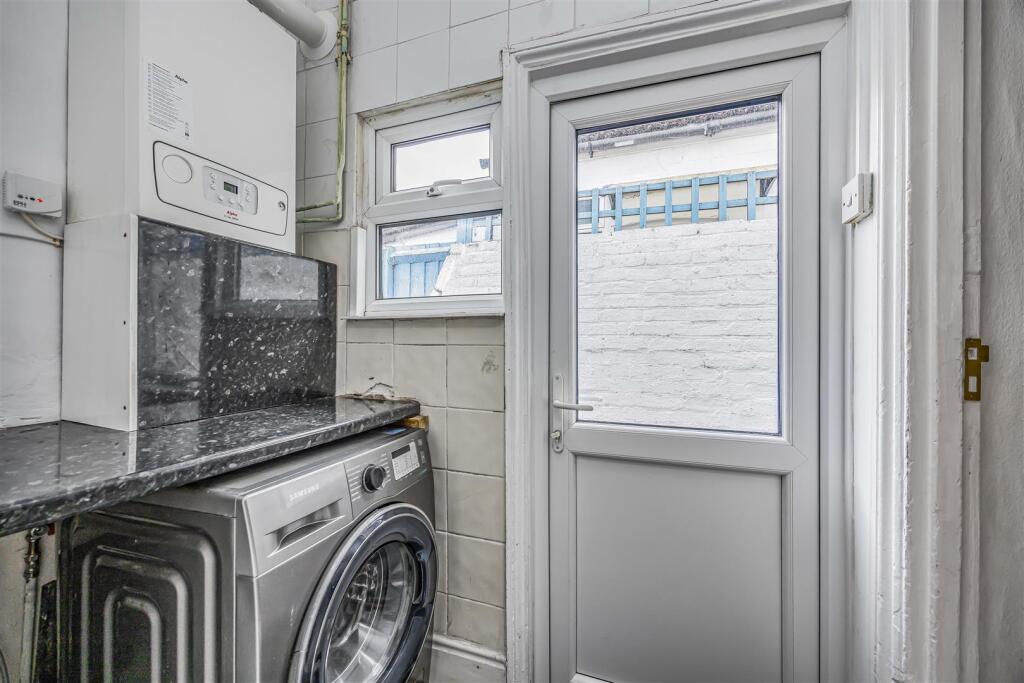 32 Landguard Road, Southsea-PorticoMarketing-SoldB