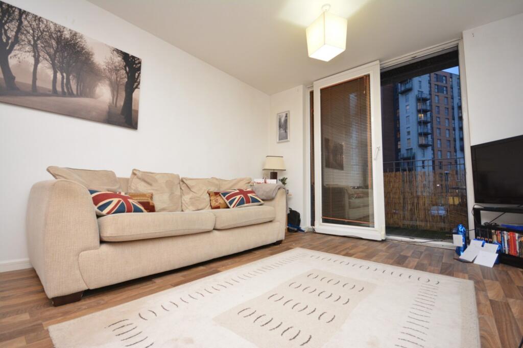Lounge (Main)
