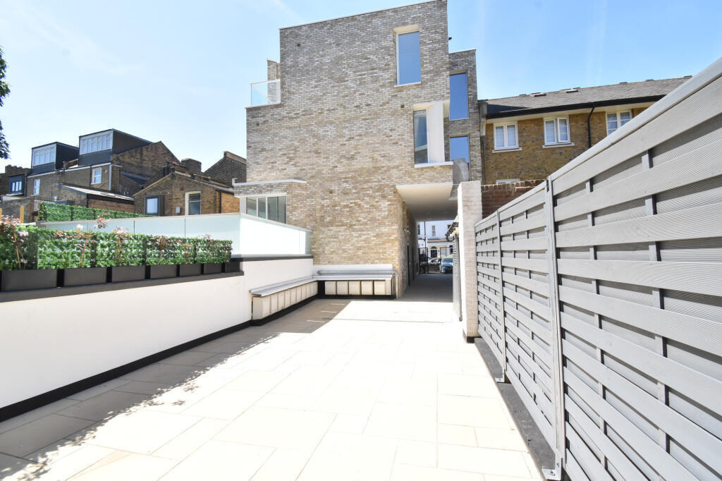 122383_1400_IMG_0...