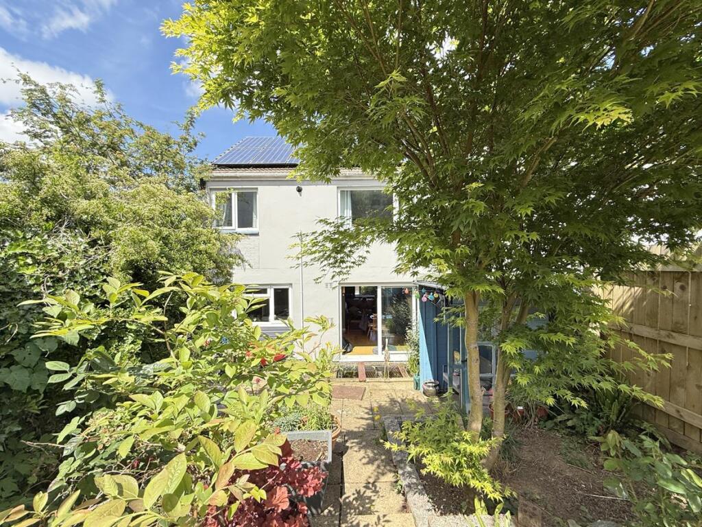 Mersey Close 66 - Rear.jpg