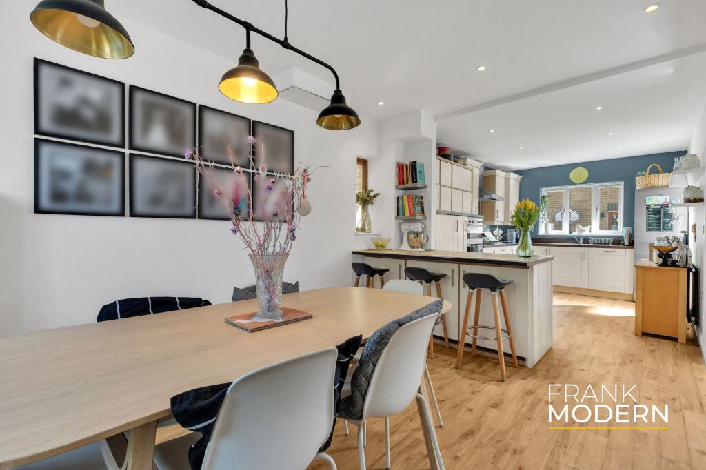Kitchen / Diner