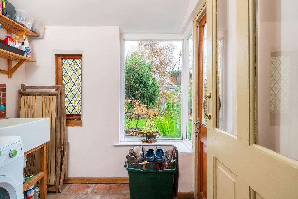 4U0CPMR - Utility B.jpg