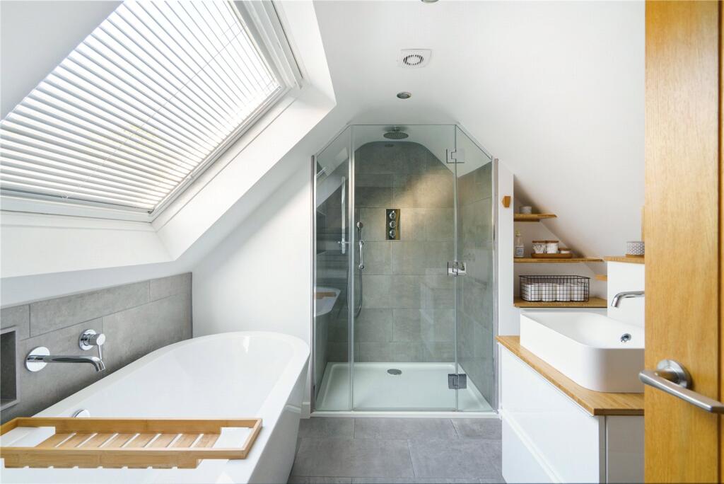 Bedroom One En Suite