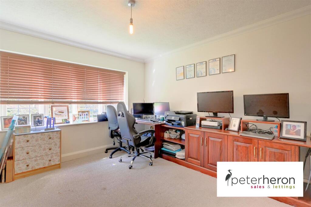 Reception Room/Office