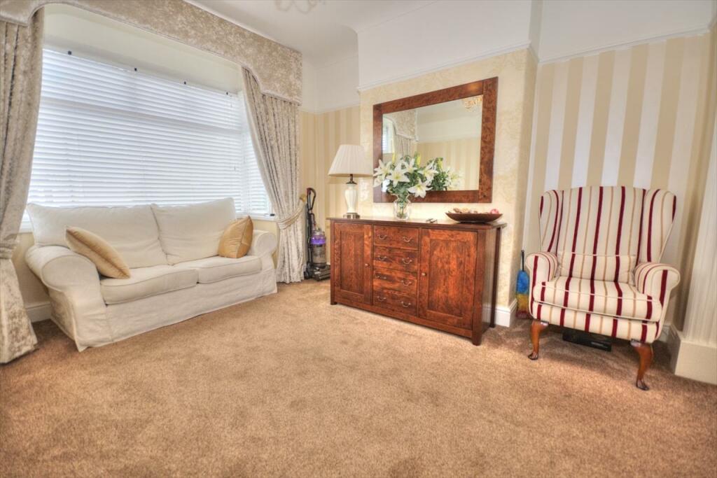 DSC_8695_Smooth 3.jpg