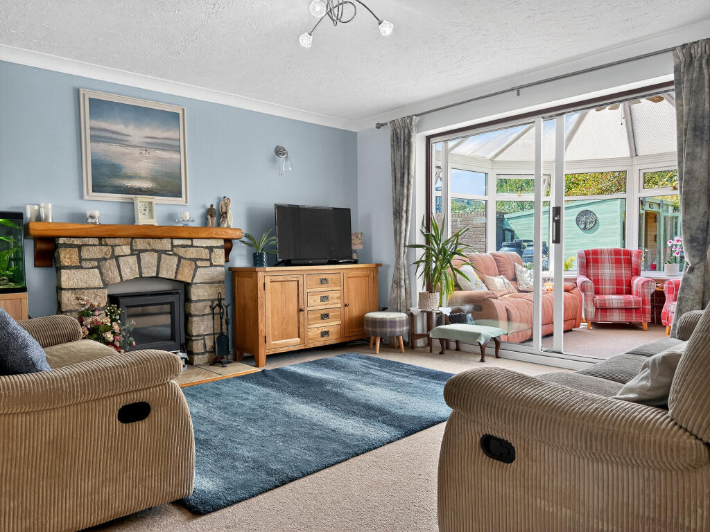 079_Photo 12-08-2025, 12 33 20