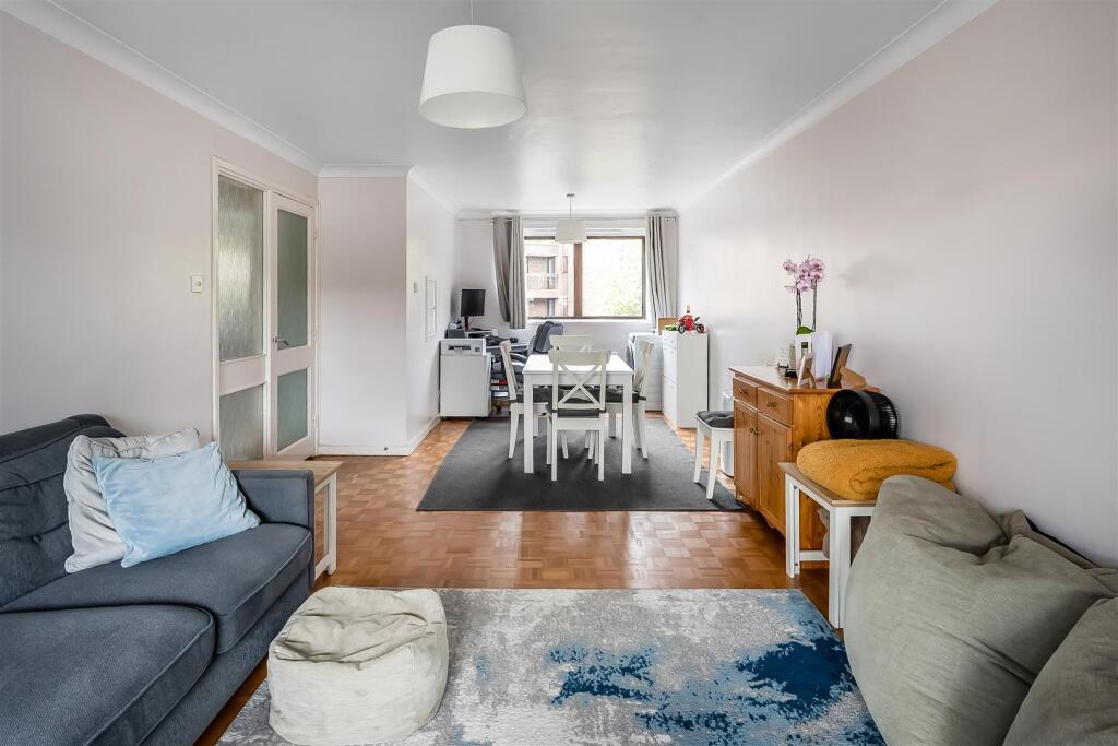 26-Oakleigh-Court-12.jpg