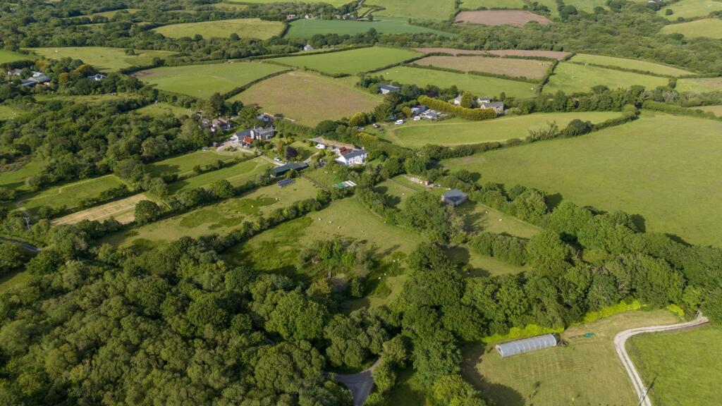 11-DJI_20240617184401_0411_D