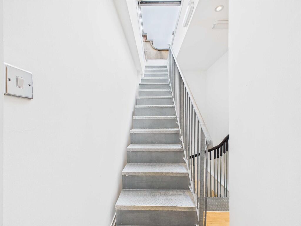 CAM03741G0-PR0087...