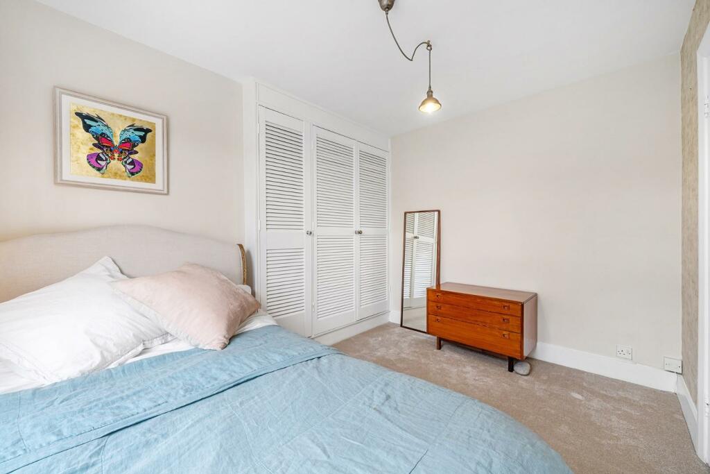 Bedroom (2).jpg