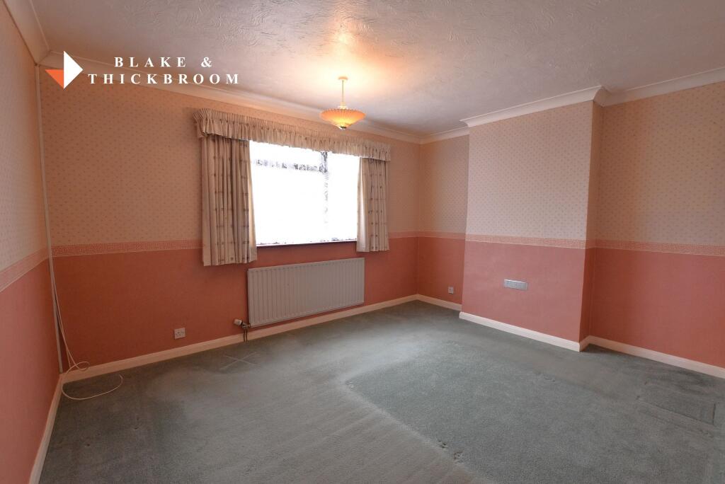 FIRST FLOOR: BEDROOM ONE