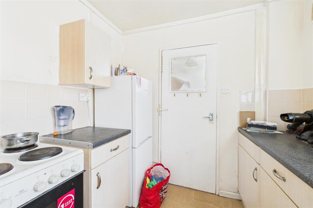 54 Francombe House, Redcliffe, Bristol BS1 6TB | L