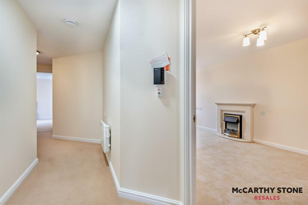 8622792-interior06-800.jpg