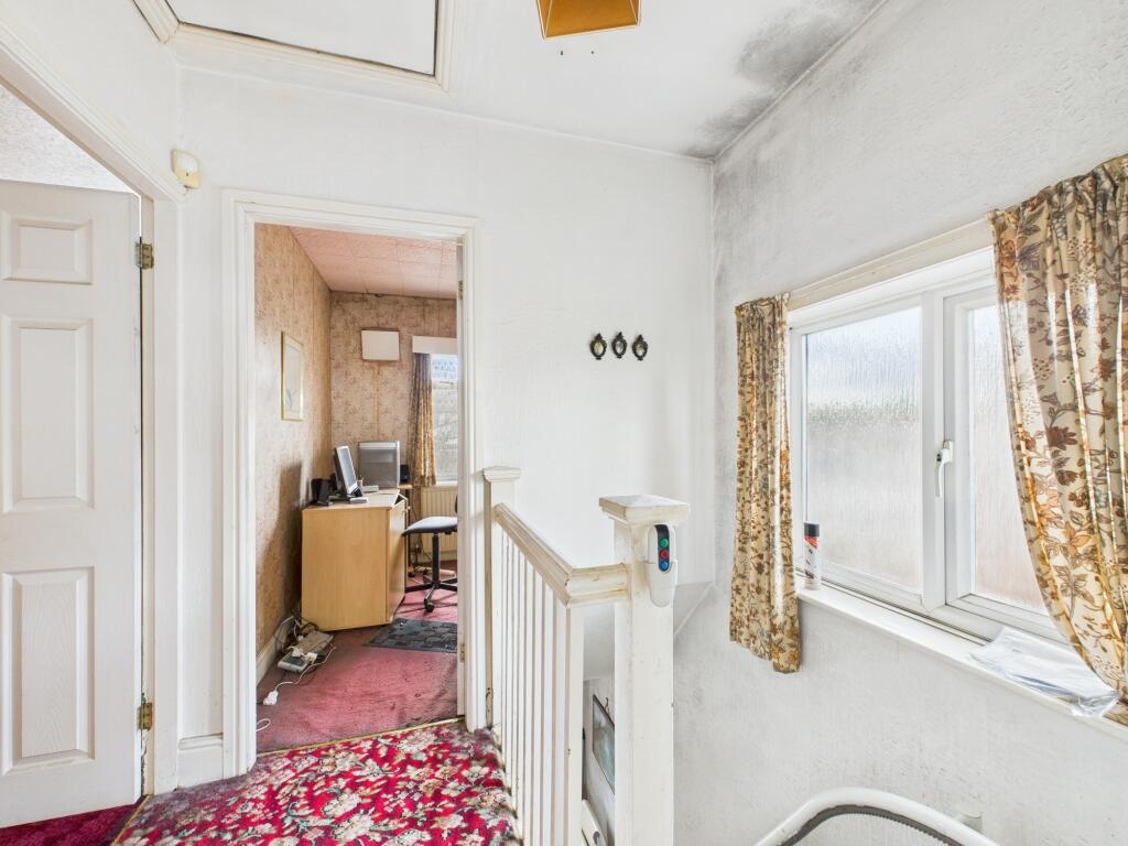 CAM03860G0-PR0239-STILL007