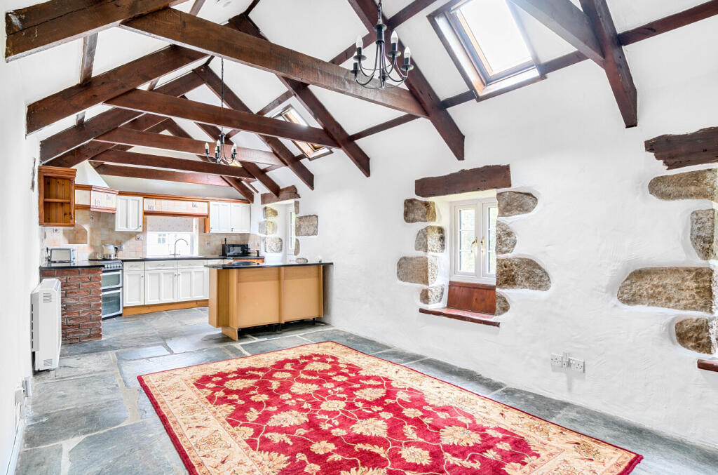 1332351-12-6890ea...