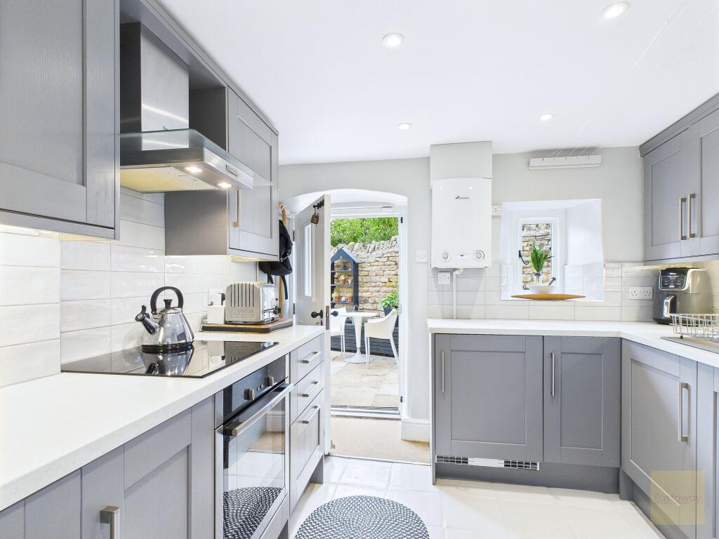 Summer Kitchen / Utility Room