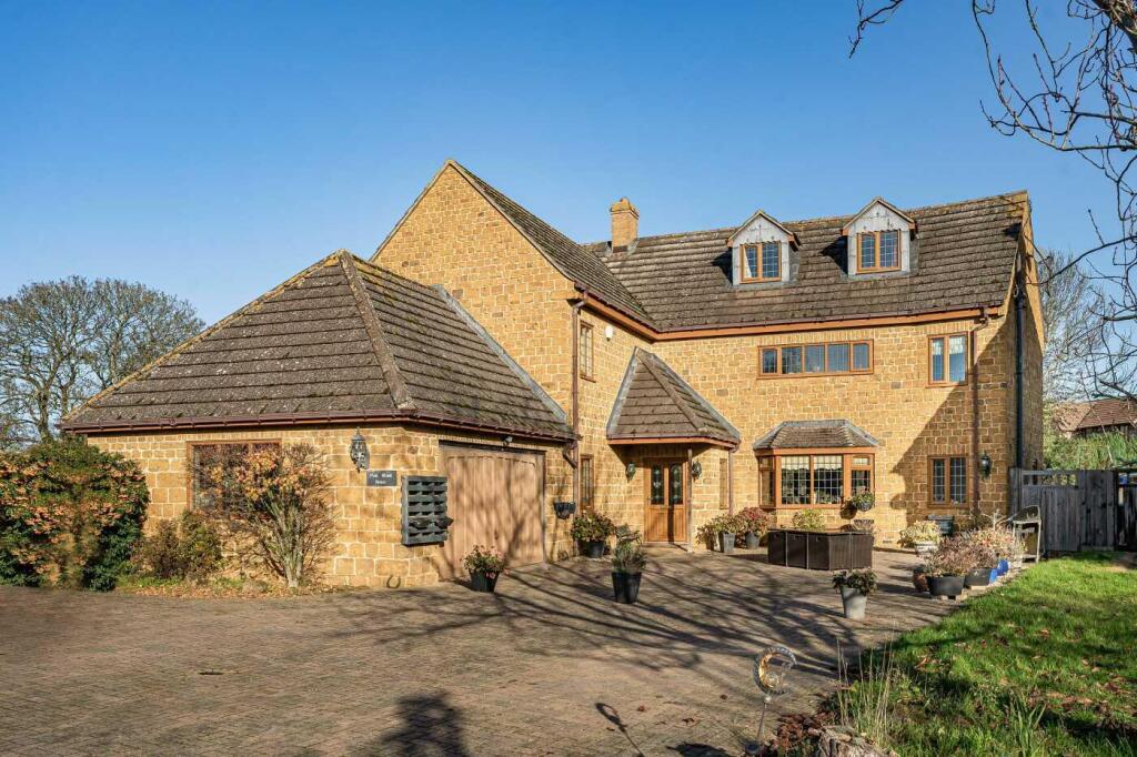 Pool Brook House