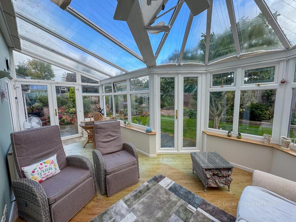 22 Beauly Ct Kettering-06.jpg