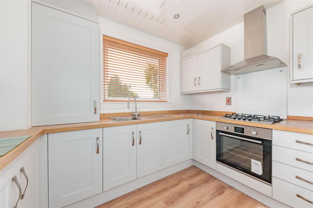 379 Yarrow Terrace Dundee-3.JPG