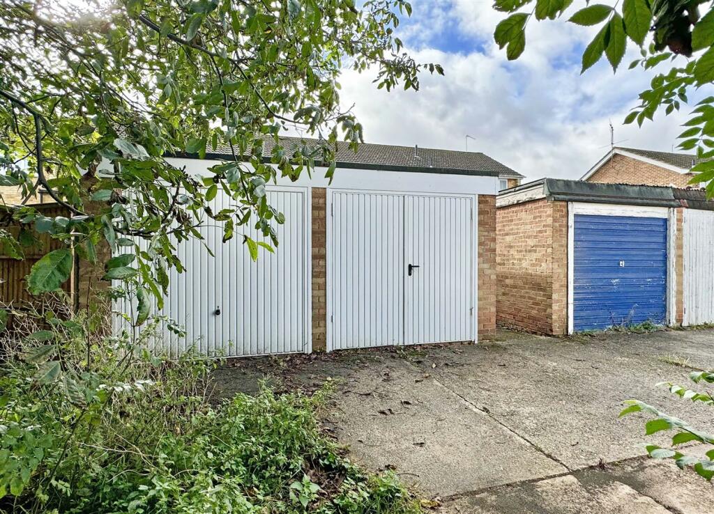 Garage.jpg