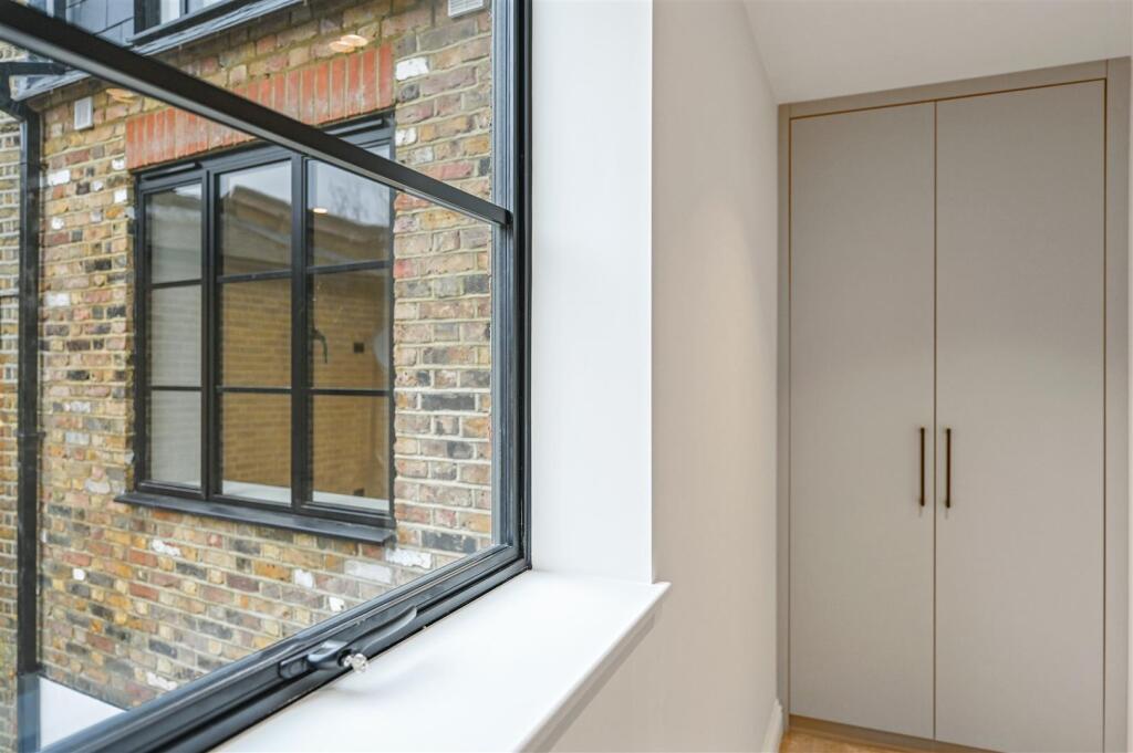 Billy - Flat 4, 240 Acton Lane - L.S - D3 (1).JPG