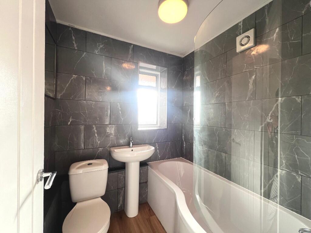 Modern Bathroom