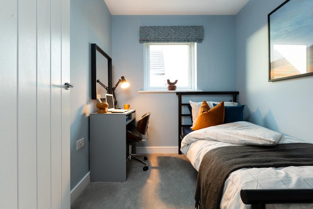 Bedroom, home office or home gym, the choice is yours